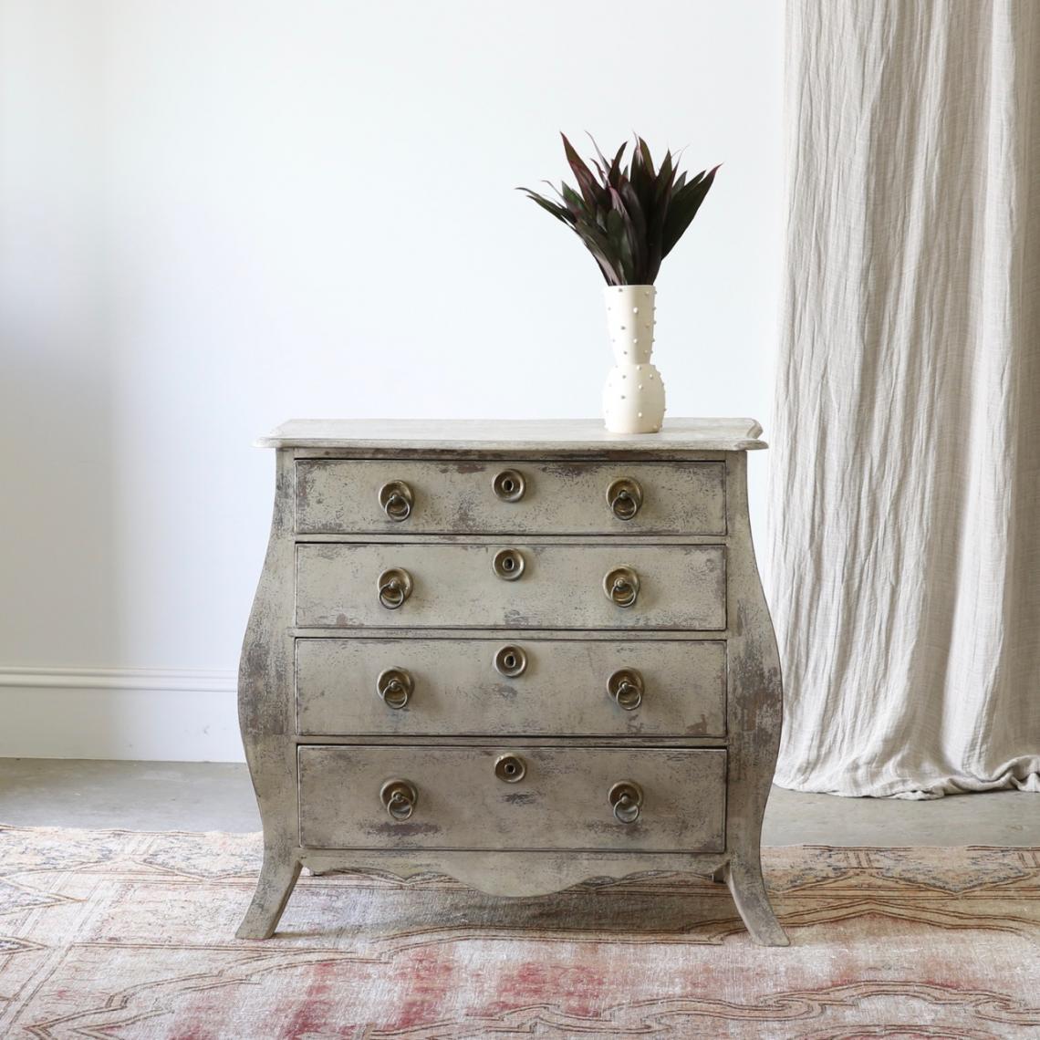 18th Century Flemish Commode 